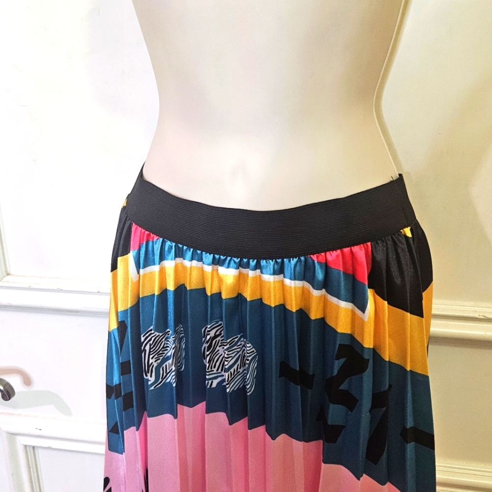 MNOGCC United! Pink/Blue Multi-Color Print Retro Pleated A-Line Skirt, X-Large - Picture 7 of 13